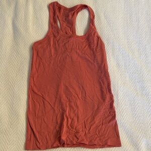 Lululemon women’s tank top